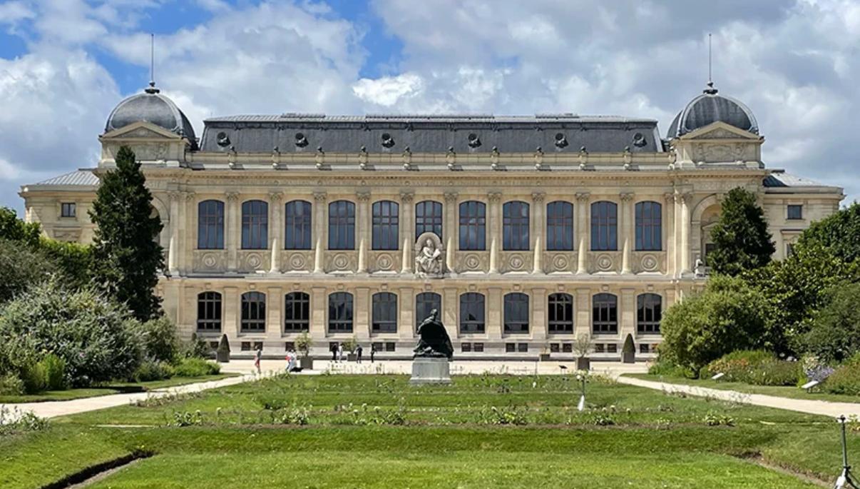 Muséum National de l'Histoire Naturelle — Paris